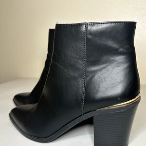 Liz Claiborne Black Ankle Boots with Gold Accent
